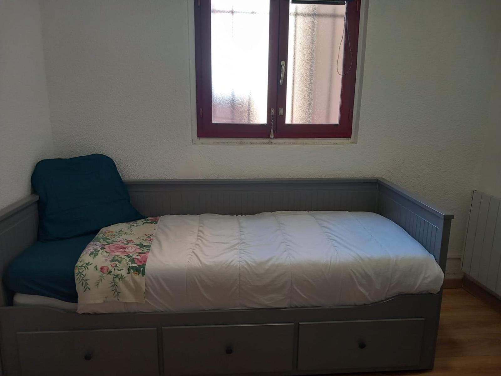 Apartamento 12 Mins Walk To Sanctuary